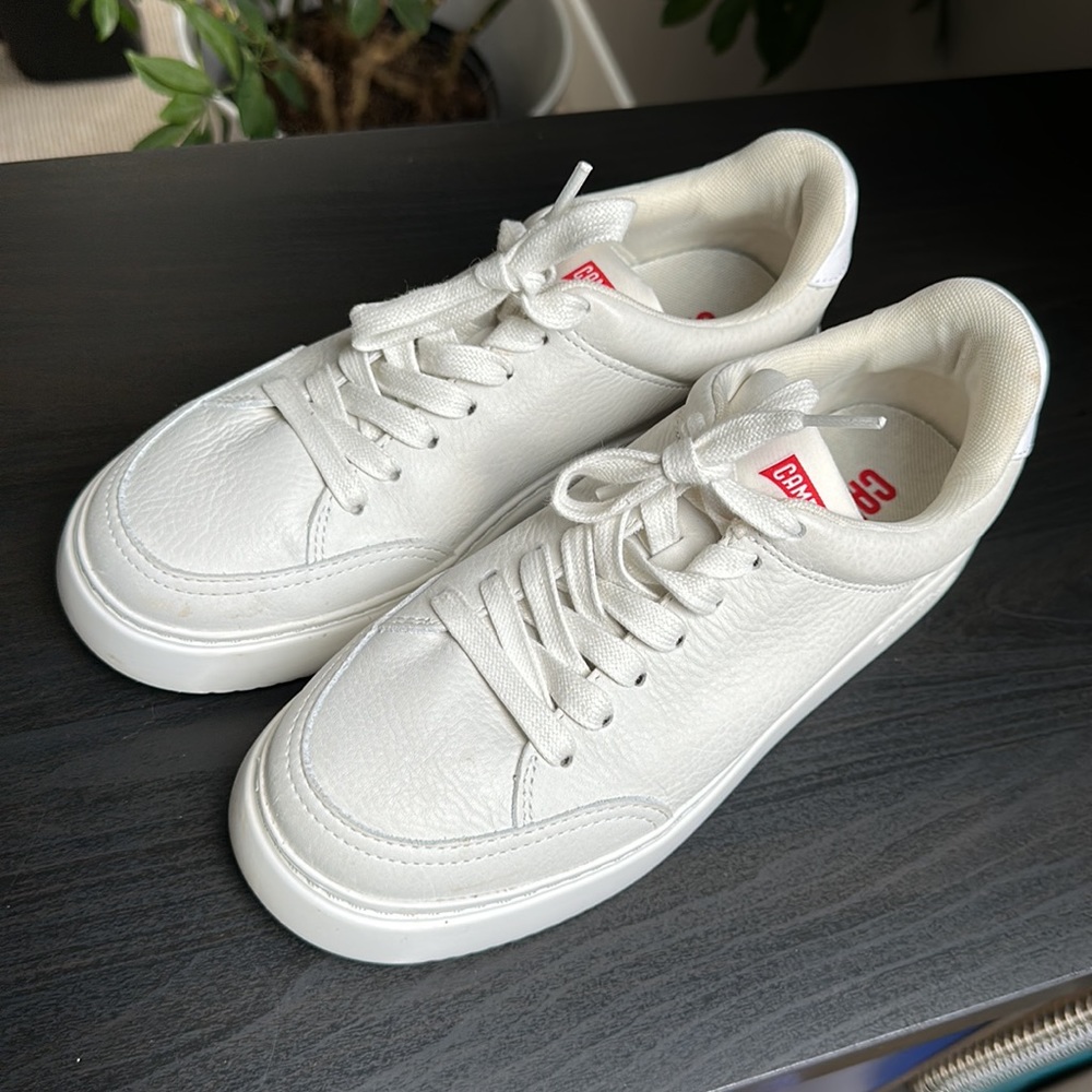 Like new Camper white leather Runner Ups